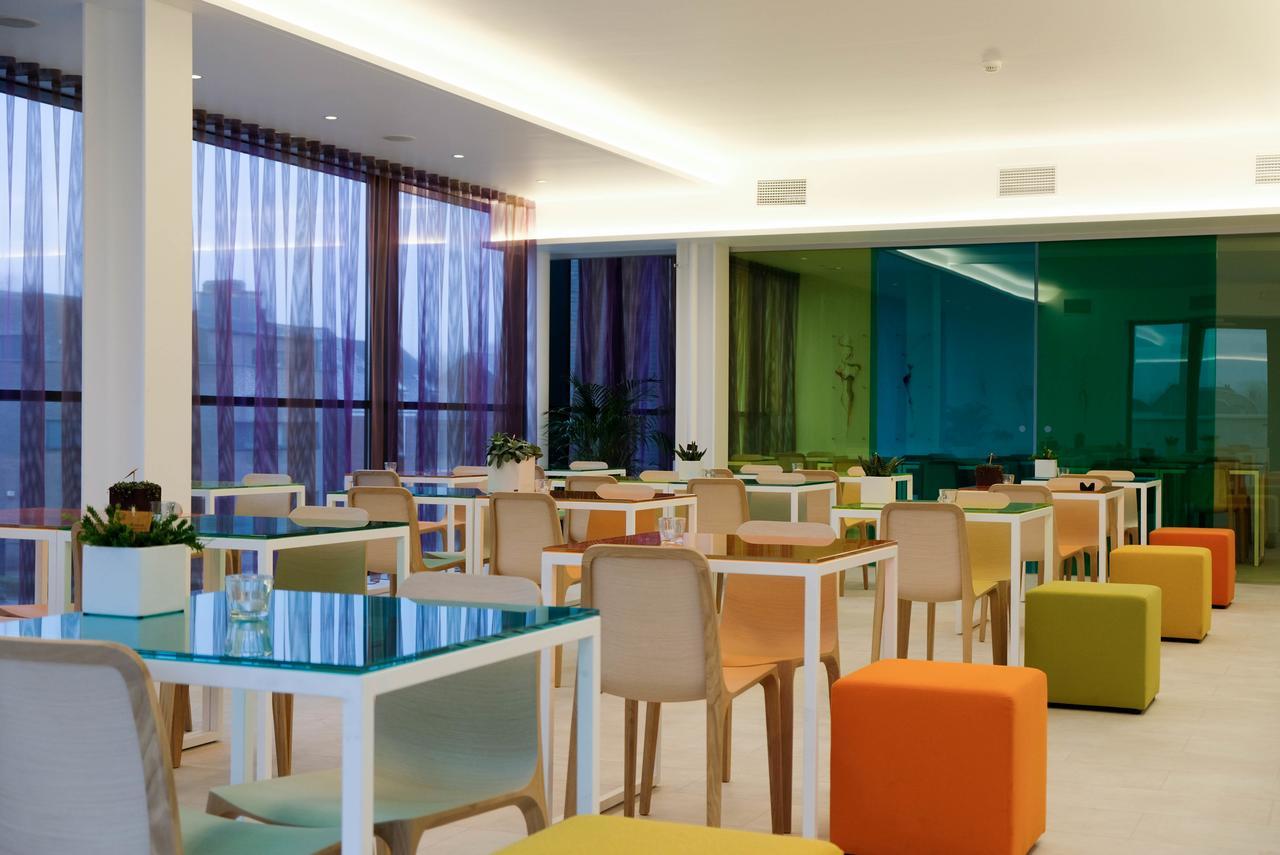 Corbie Lommel Ring Hotel Eksteriør billede