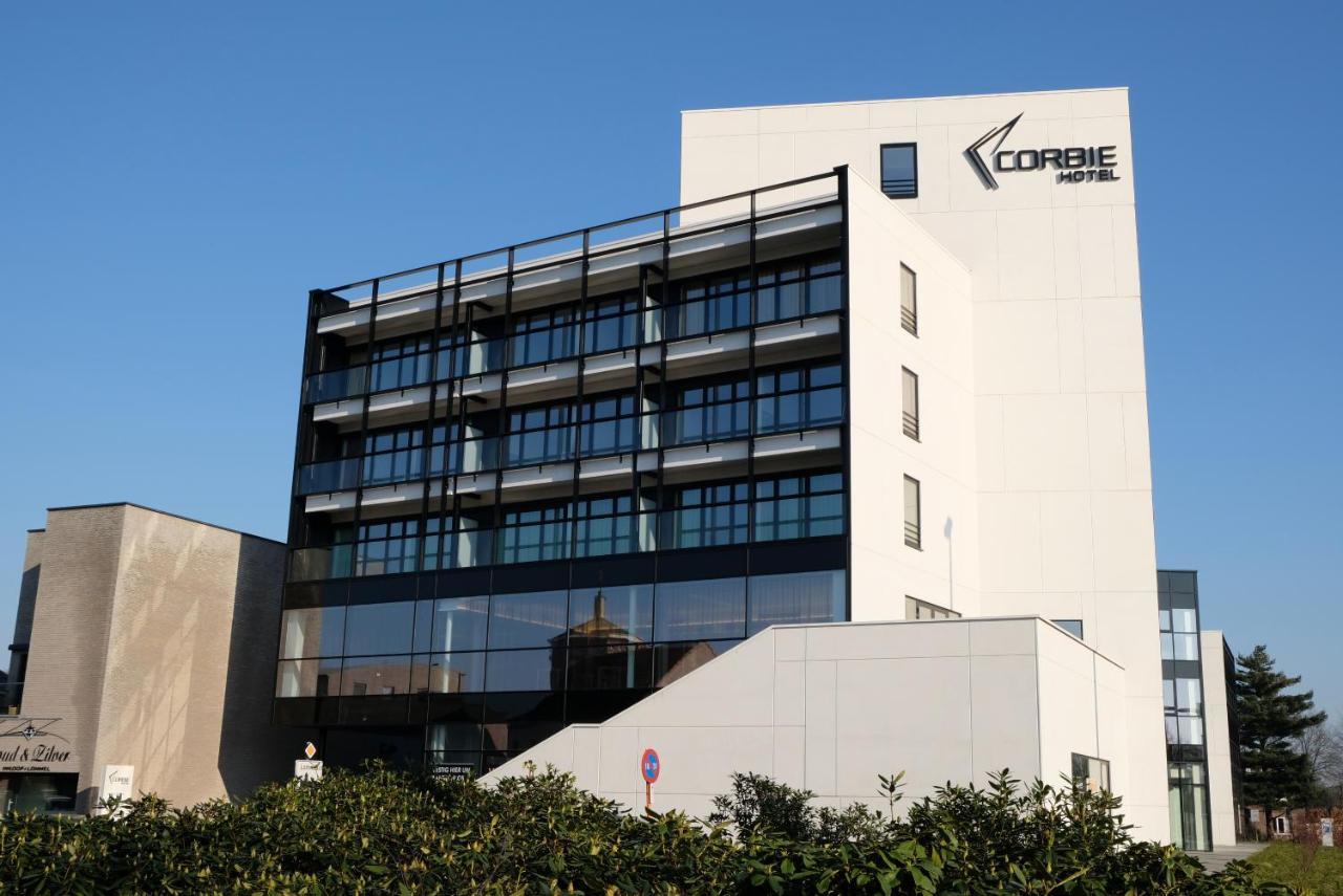 Corbie Lommel Ring Hotel Eksteriør billede